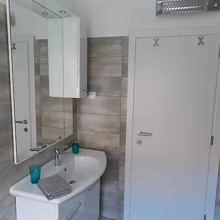 Apartment Ellalinda