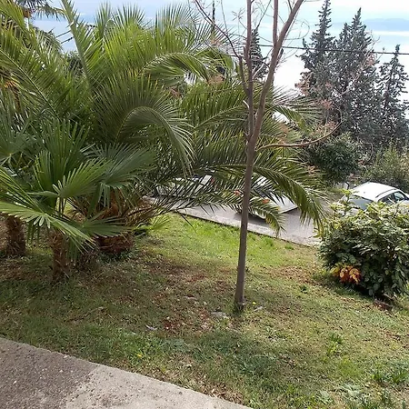 Apartment Ellalinda